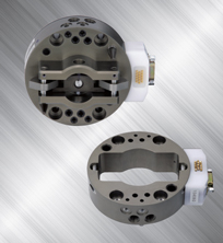 霓達自動交換系統「XC-30」是具有大口徑氣缸和獨自開發的防障結構高硬度的型號。以壓倒性的容許力矩為特點,最適合用在沖壓時抓手的交換。另外,這個級別的型號初次標準配備連接,分離感應裝置。 霓達自動交換系統「XC-30」是具有大口徑氣缸和獨自開發的防障結構高硬度的型號。以壓倒性的容許力矩為特點,最適合用在沖壓時抓手的交換。另外,這個級別的型號初次標準配備連接,分離感應裝置。